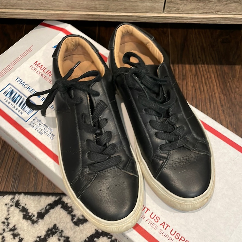 GREATS brand Royale women’s leather shoes